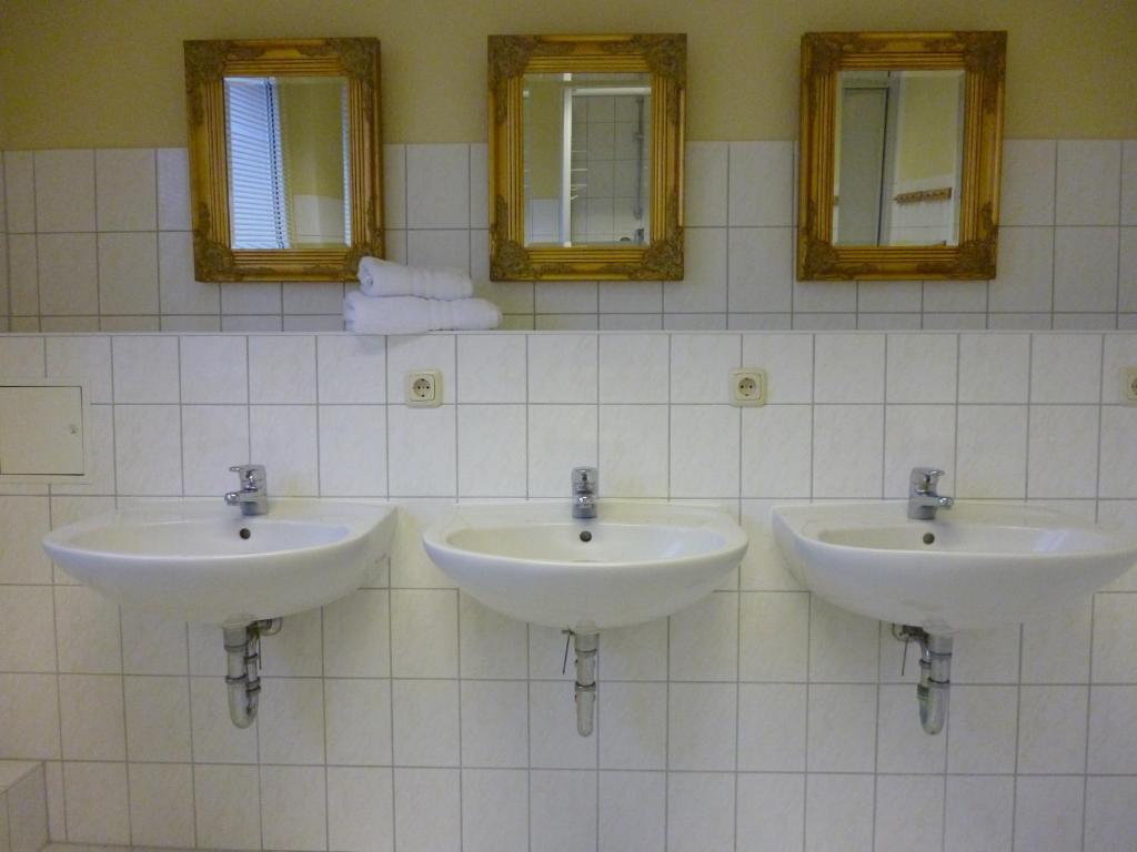 Hostel & Bistro Haus Der Horizonte Bad Doberan Bilik gambar